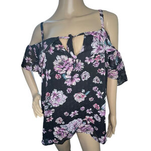 Torrid Black Floral Pattern Cold Shoulder Short Sleeve Loose Fit Blouse